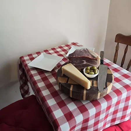 Ludanov Apartma 公寓