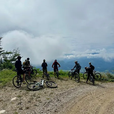 Ludanov Apartma شقة *